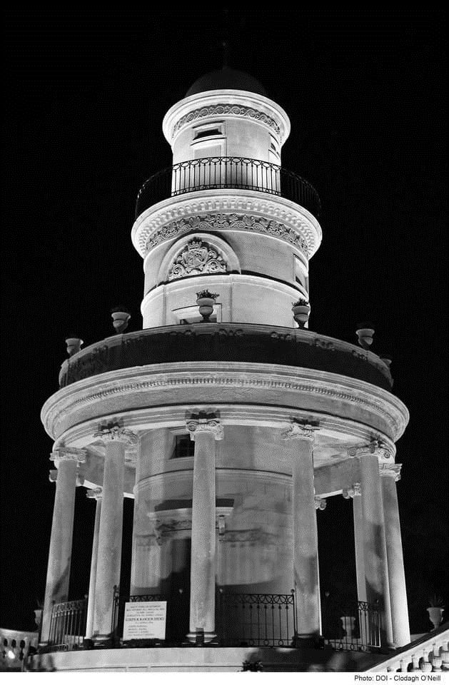 Lija Belveder lit at night